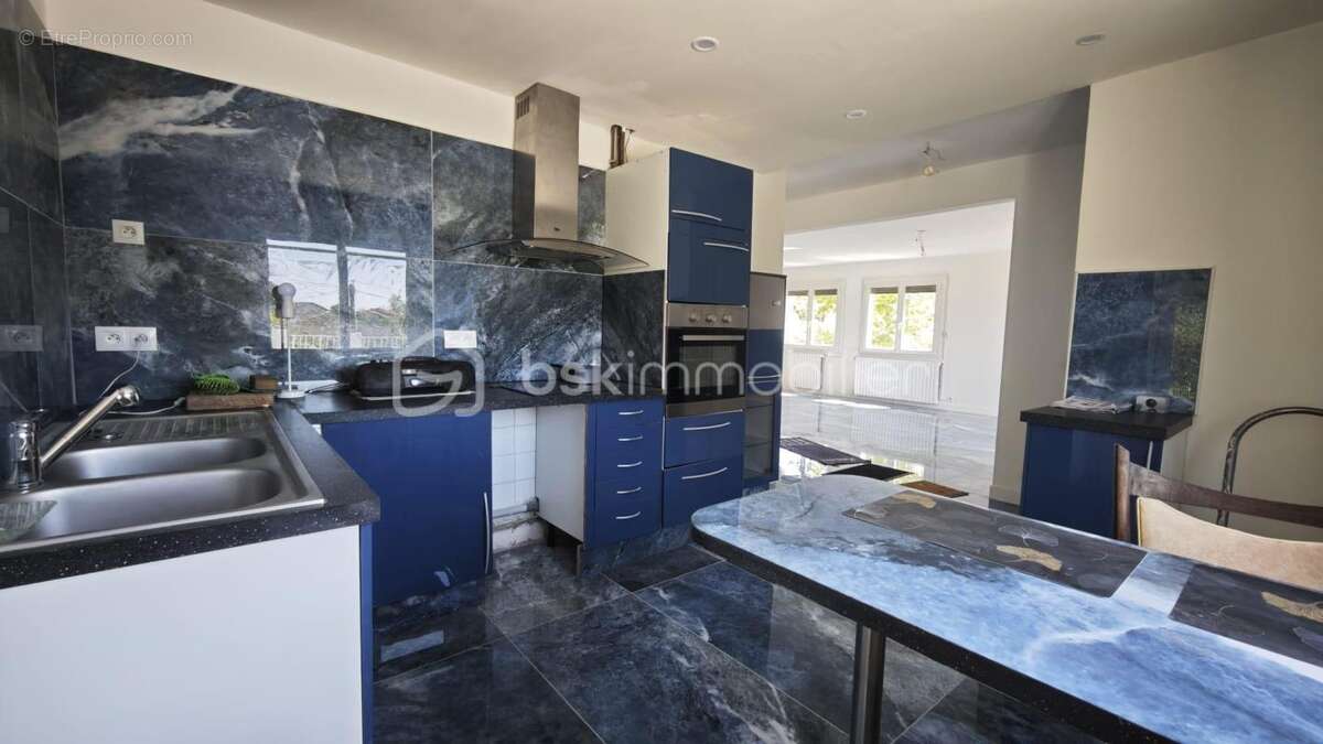 Maison rénovée  montastruc-la-conseillere 411 000€ - photo 5