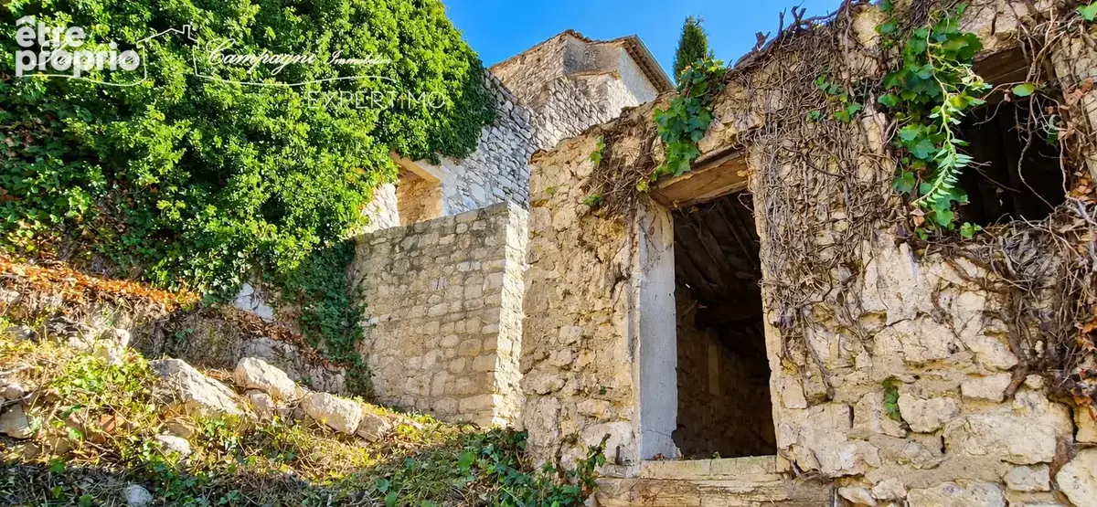 Bâtis du xixe agrandissables amenageables en villa t3 de 70 m2 et annexes - photo 2