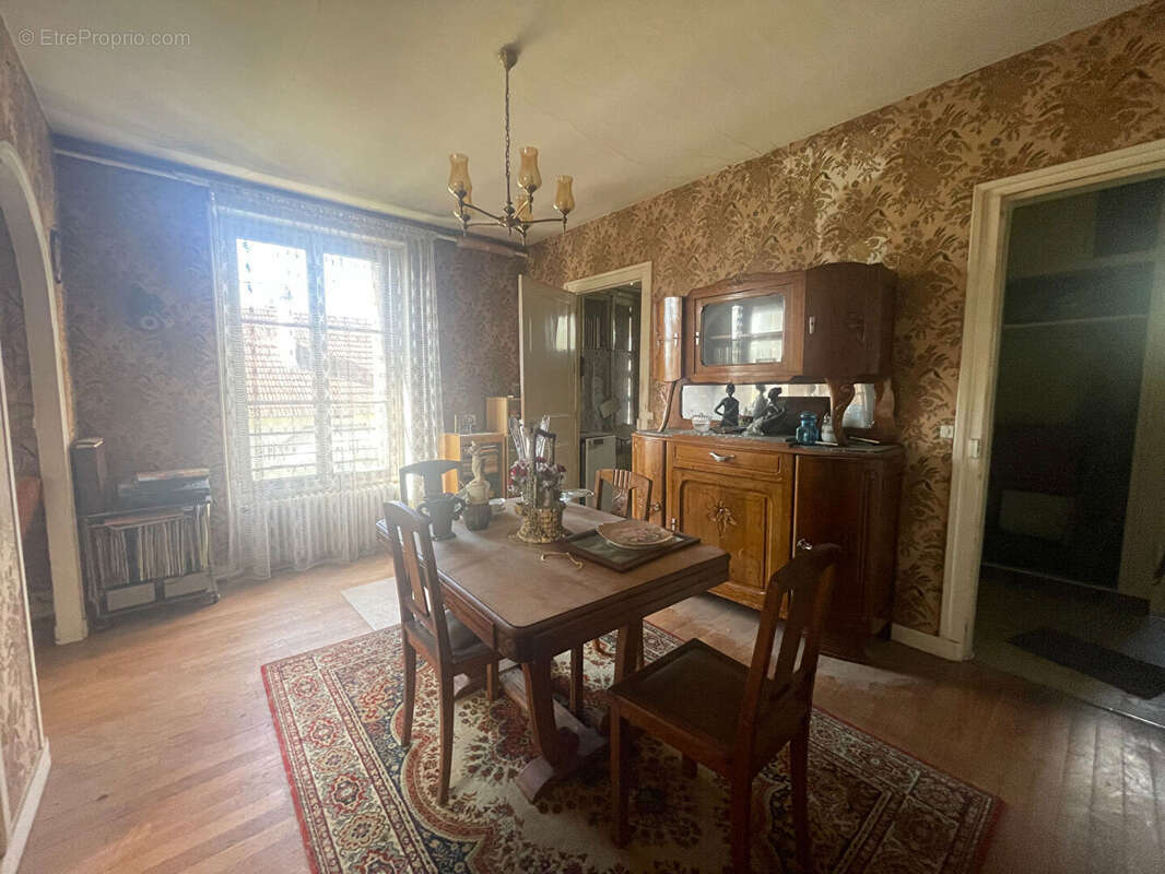 Maison à COULOMMIERS