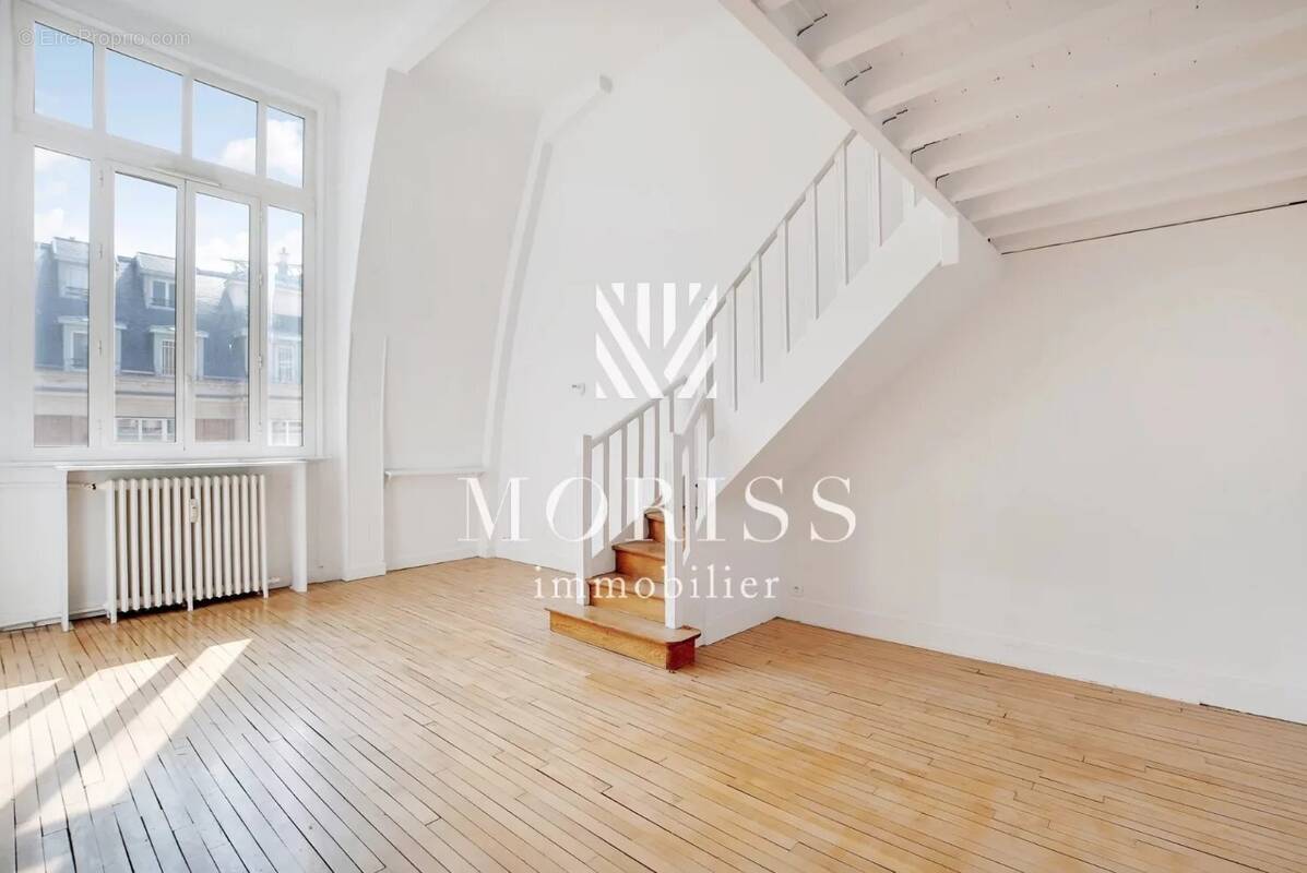 Appartement à PARIS-4E
