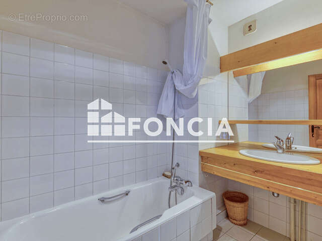 Appartement à DEMI-QUARTIER