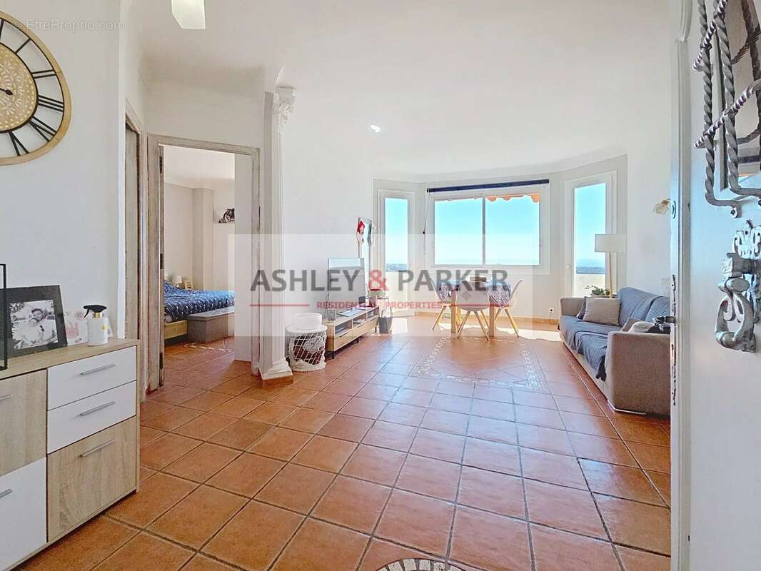 Appartement à VENCE