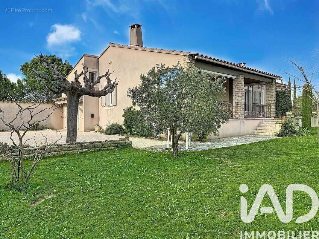 Photo 3 - Maison à ROBION