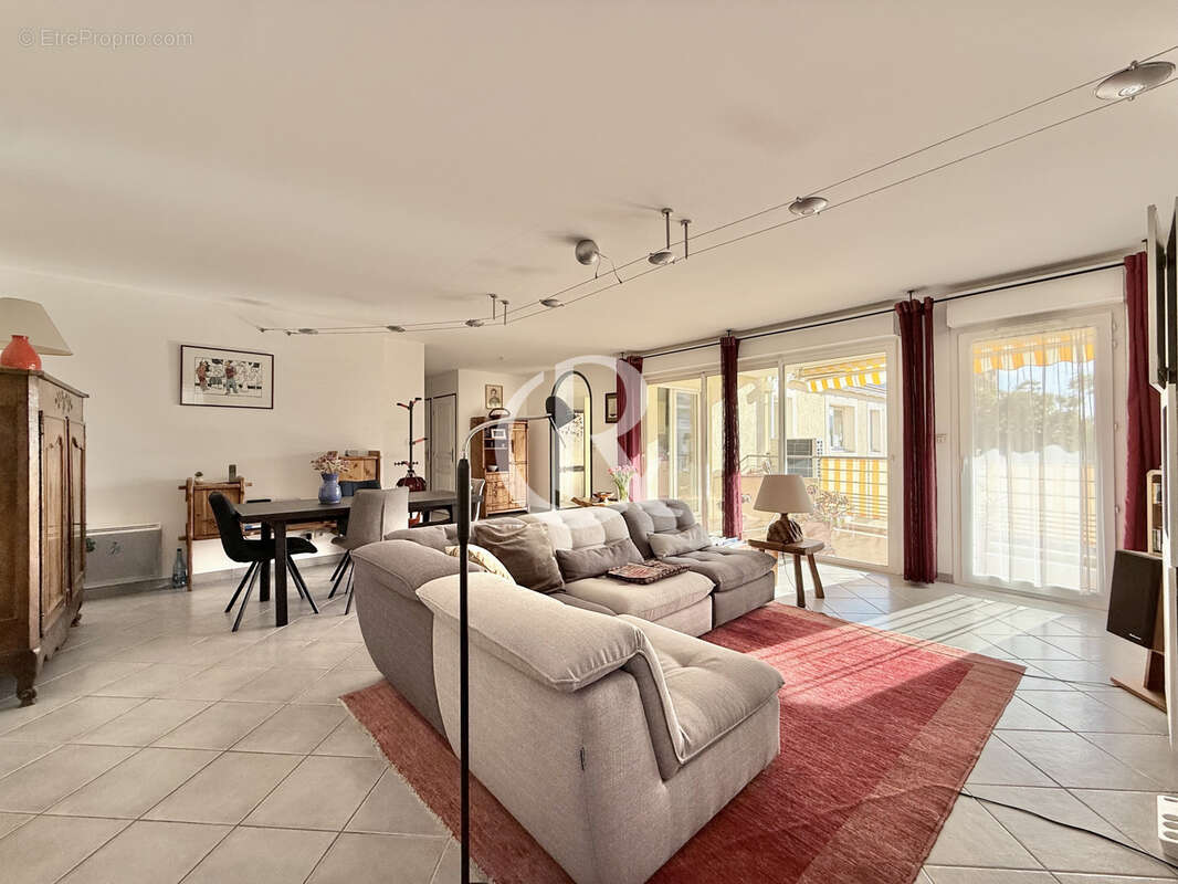 Appartement à HYERES