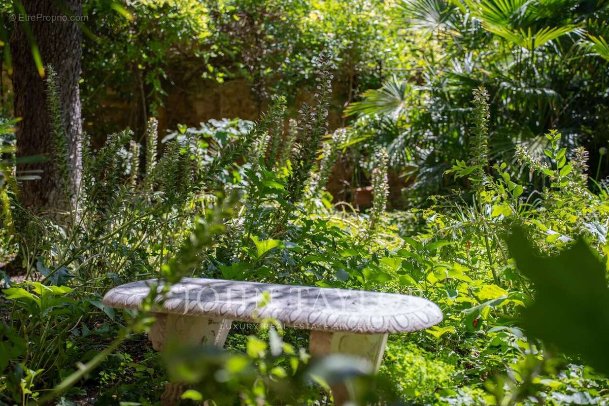 Appartement d'exception avec jardin et piscine au cœur du quartier Mazarin - photo 48