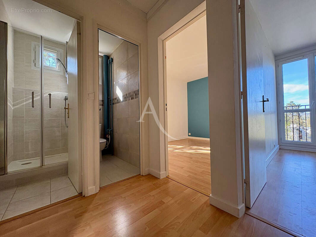 Appartement à GIF-SUR-YVETTE