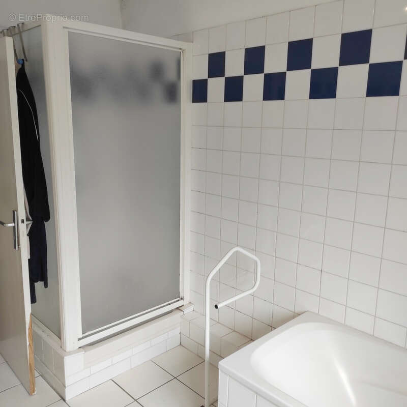 Maison à CHAMPCEVINEL