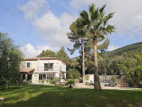 Maison à SANARY-SUR-MER