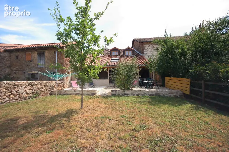 Superbe maison en pierre impeccable de 4 chambres avec grange et jardin dans un village populaire - photo 21