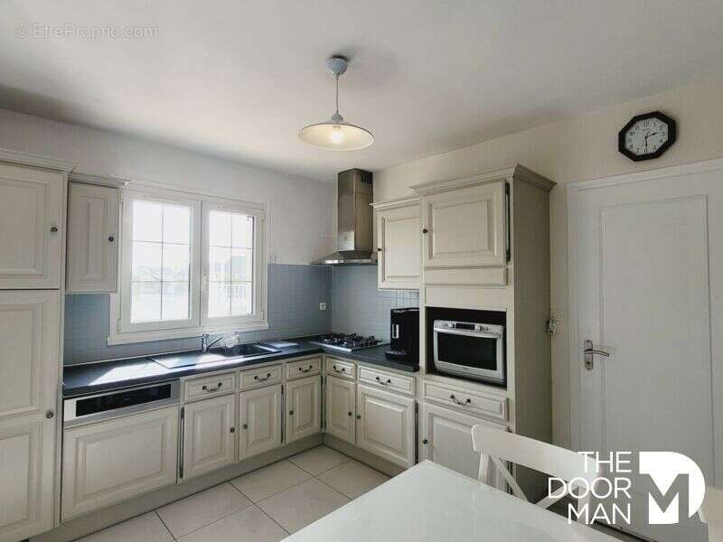 Maison à CANDE-SUR-BEUVRON