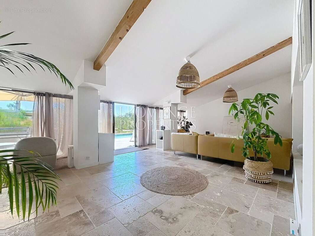 Maison à LE VAL