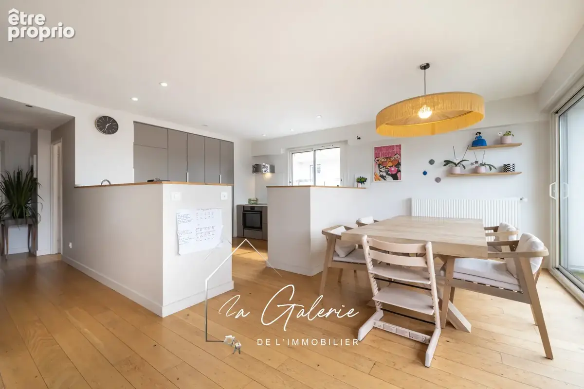 Magnifique appartement en dernier etage avec terrasse hyper centre de grenoble - photo 6