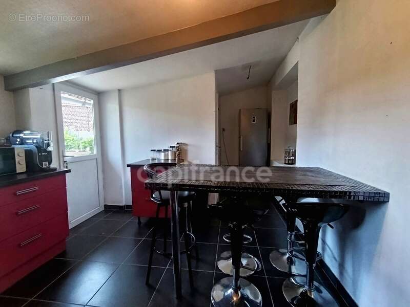 Maison à CROISILLES