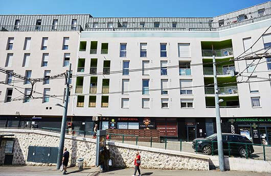 Appartement à MARSEILLE-4E