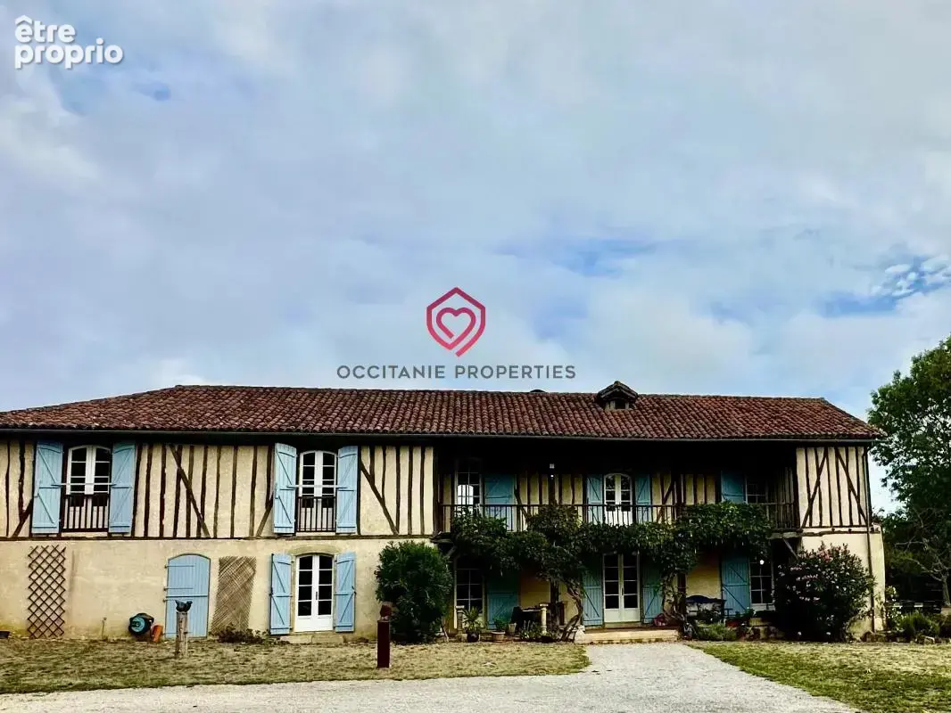 Magnifique maison rénovée au charme authentique à Miélan - photo 6