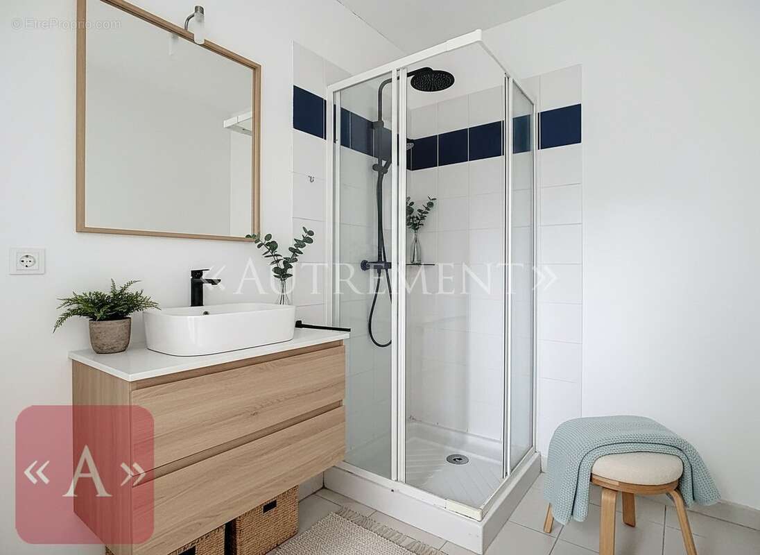 Appartement à SAINT-SULPICE