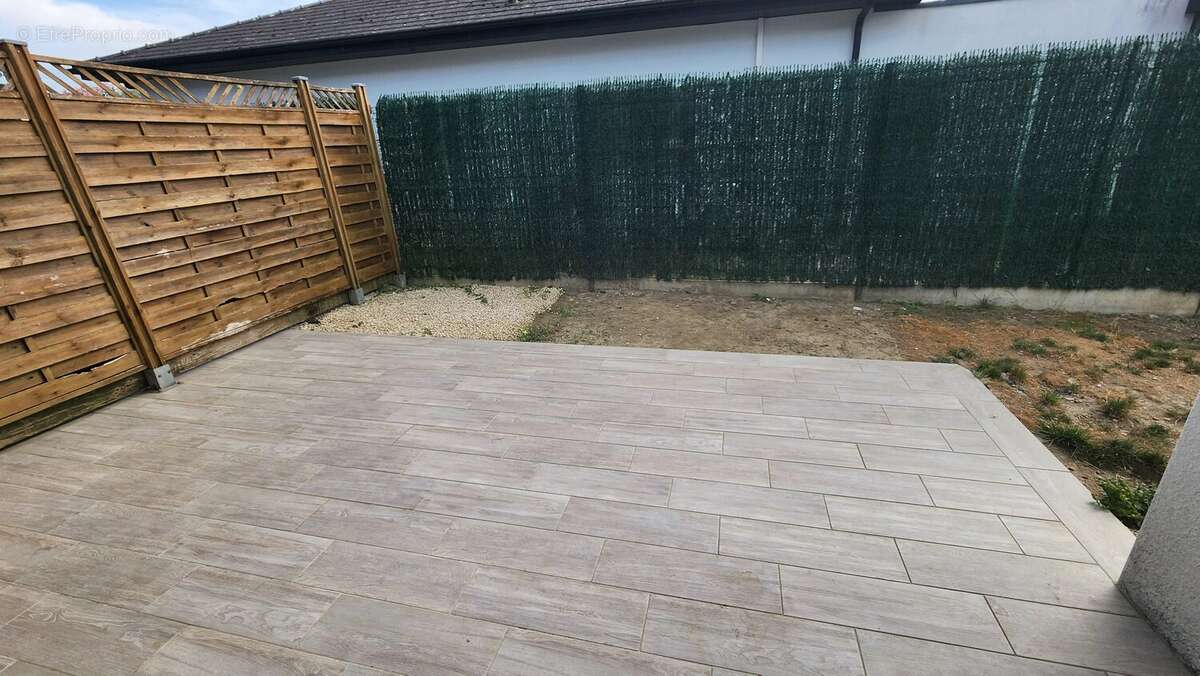 LONS, A VENDRE Maison jumelée 94 m² sur terrain de 500 m² - photo 10
