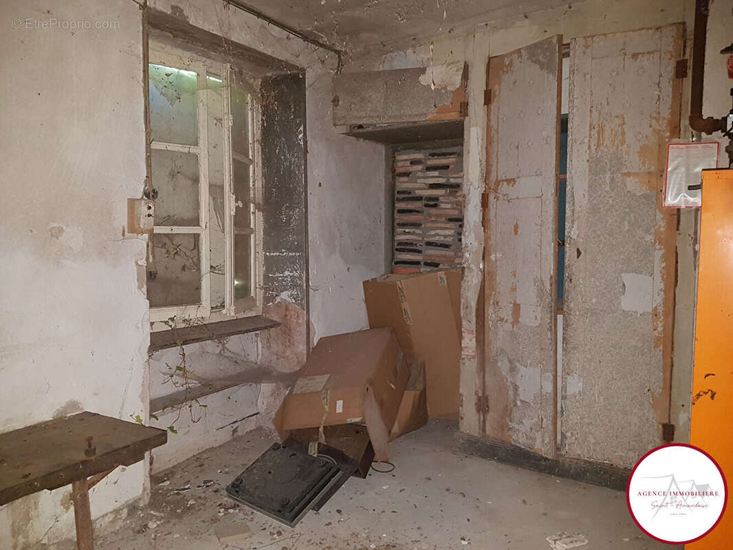 Maison à FAVERDINES