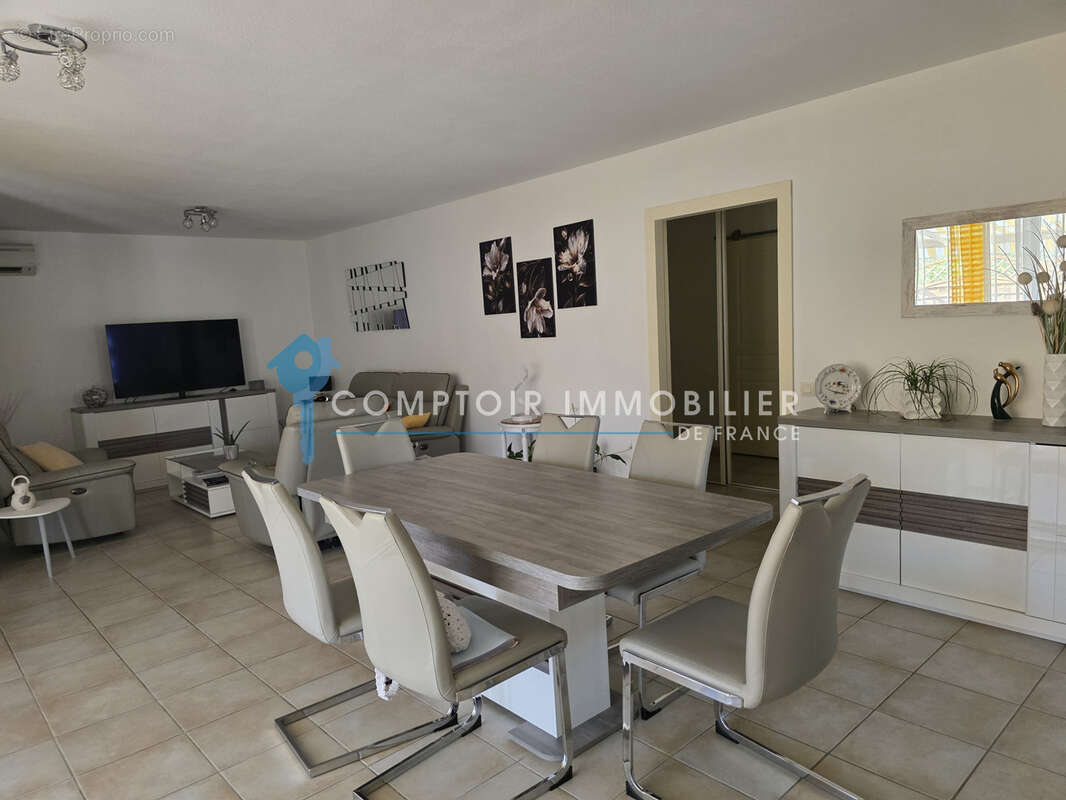 07 - RUOMS - LES SENORIALES T3 . 90m2 + 1 parking + 1 garage - photo 12