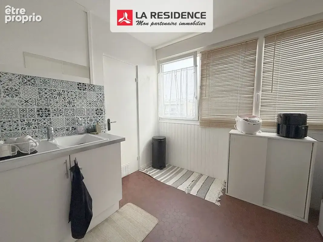 Appartement 1 pièce 35 m² à vendre à Velizy-Villacoublay (78140) - photo 7