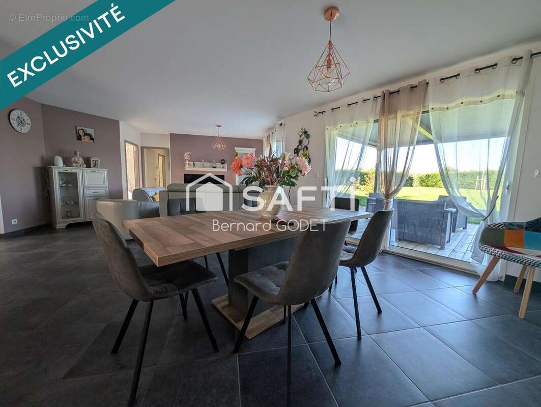 Photo 4 - Maison à NANTEUIL-EN-VALLEE