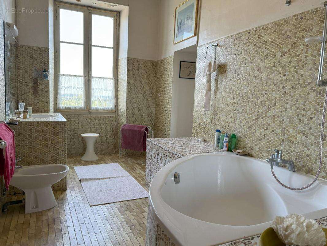 Maison à SAINT-CLAR