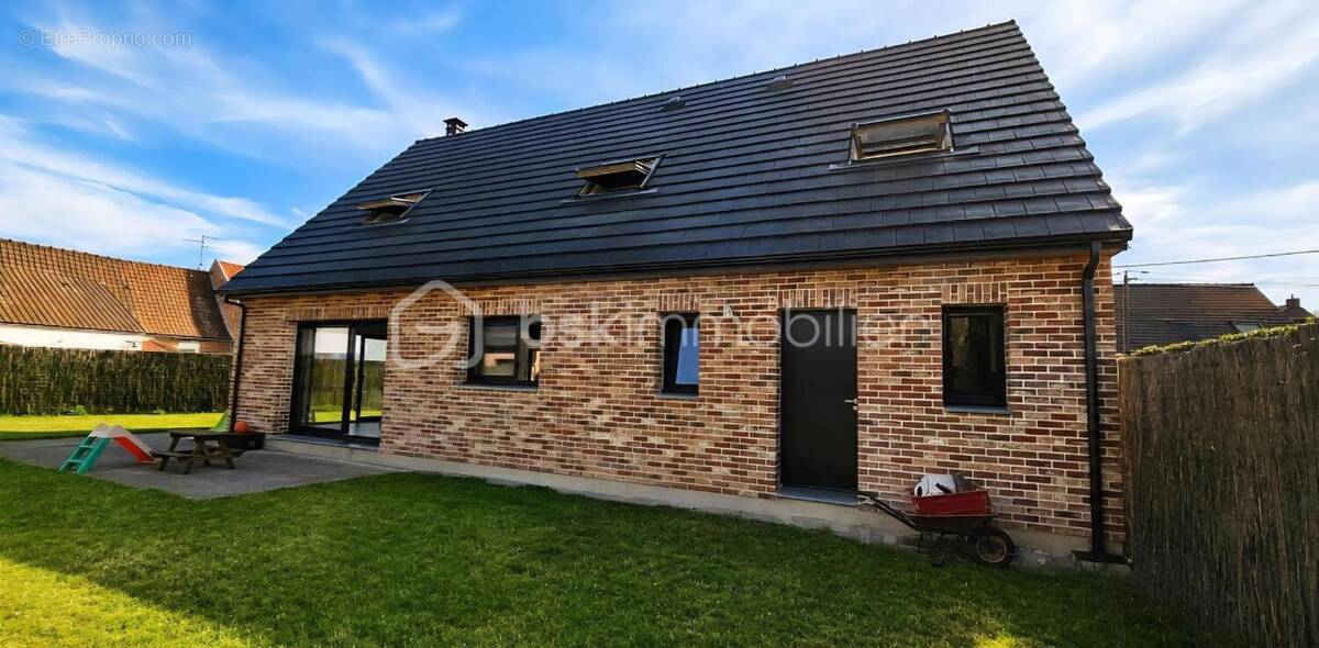 Maison à MERIGNIES