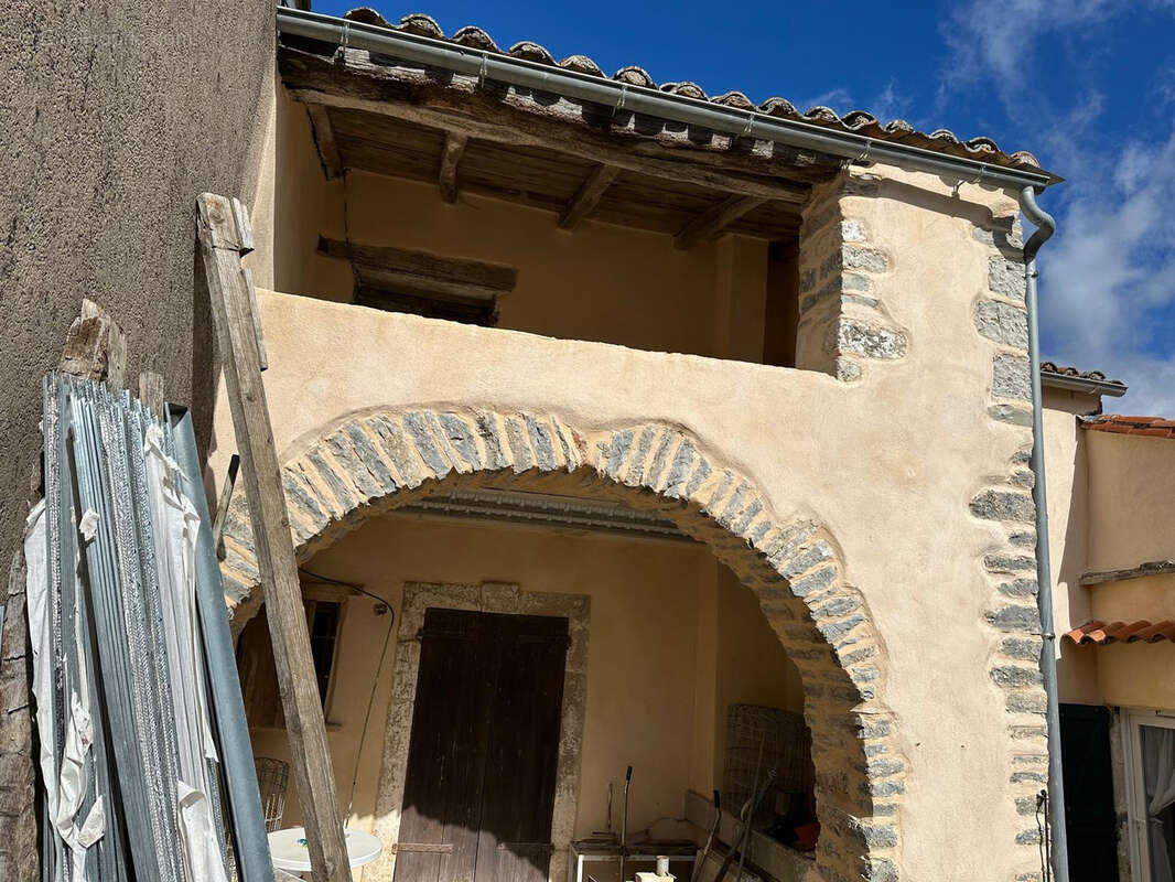 Maison à SAINT-MAURICE-NAVACELLES