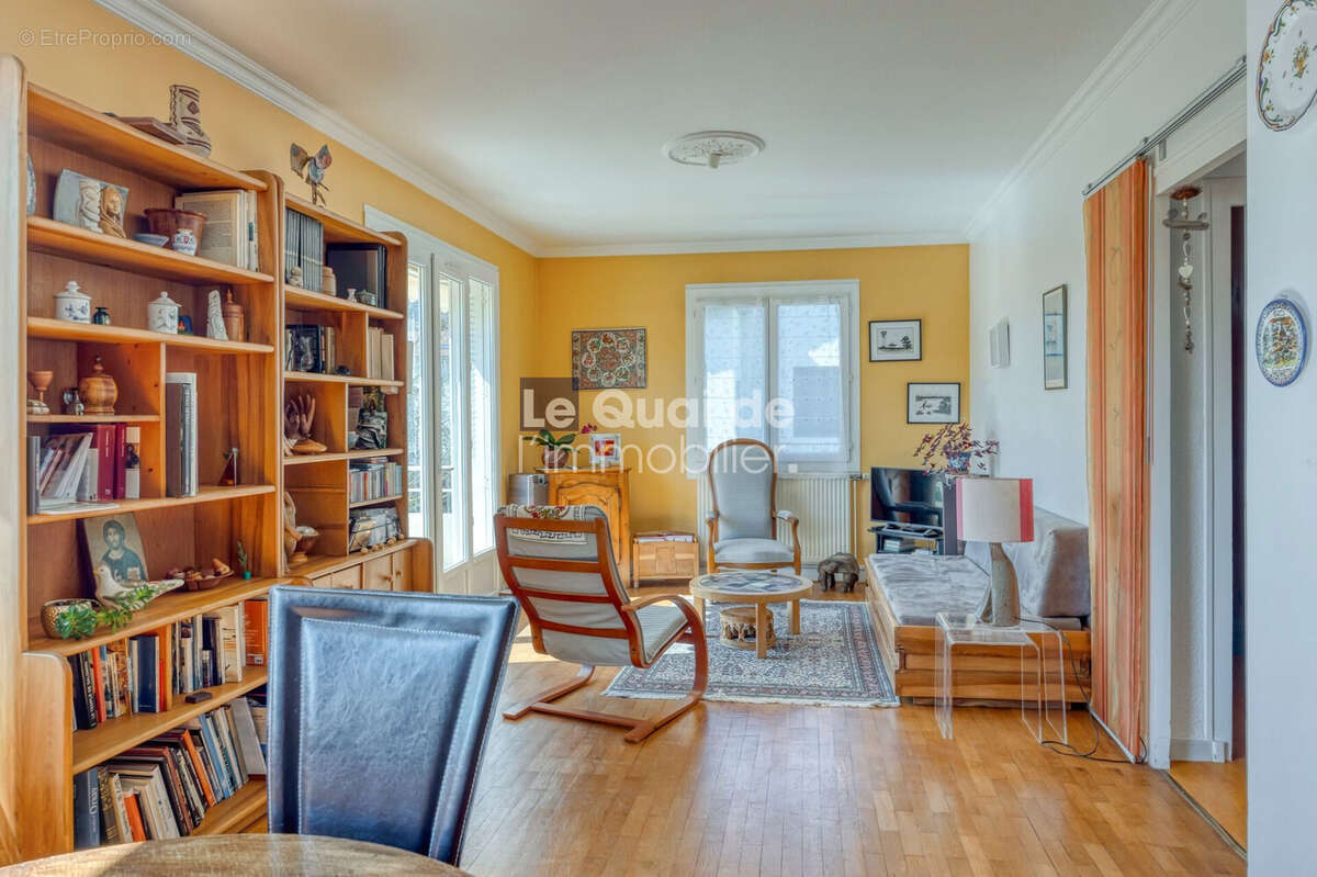 Maison à ECHIROLLES