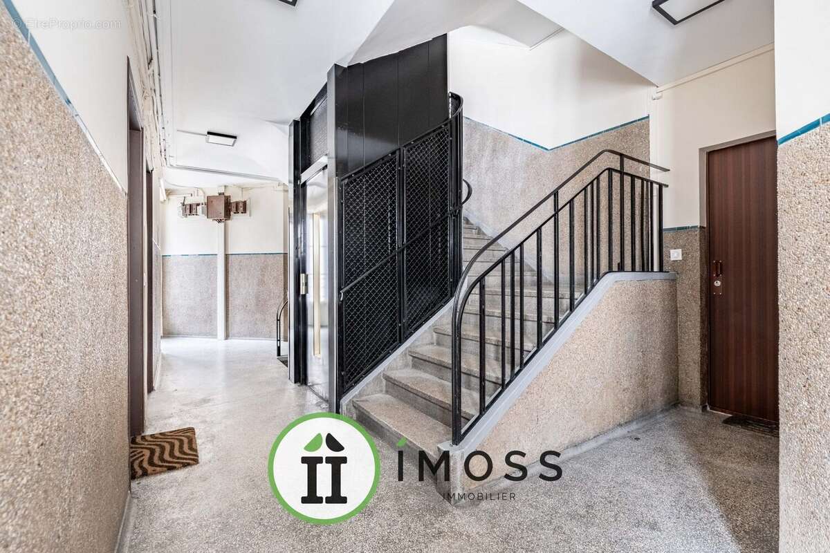 Appartement à PARIS-18E