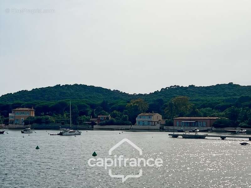 Appartement à HYERES