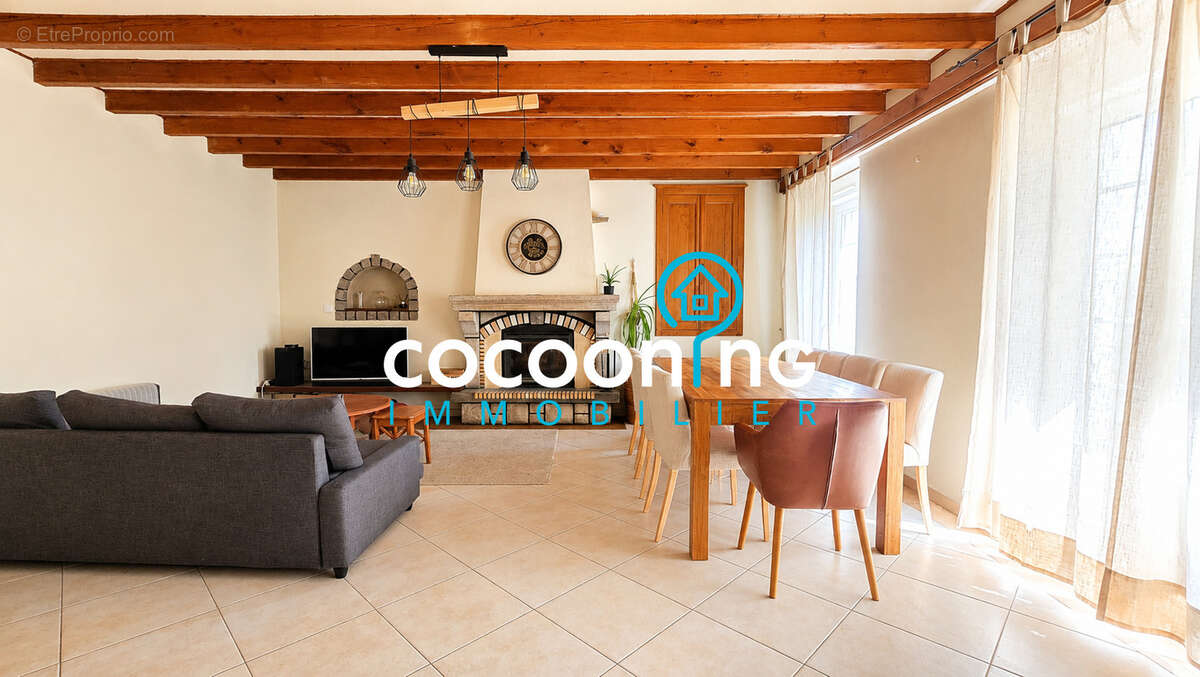 Grande maison familiale en village - photo 3