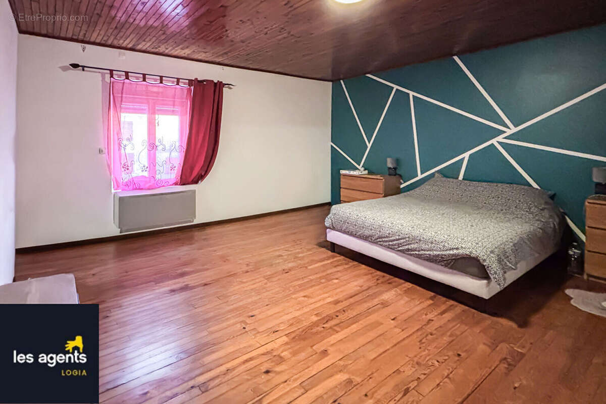 Maison à MAXEY-SUR-VAISE