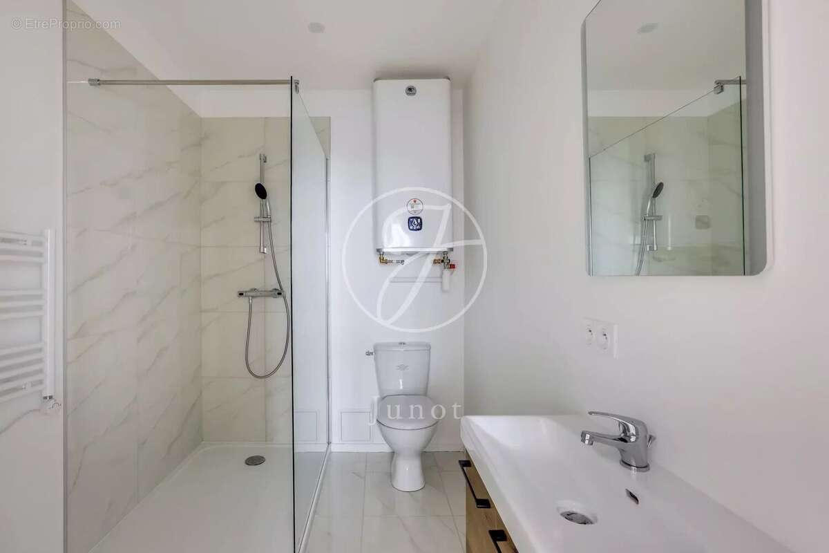 Appartement à PARIS-9E