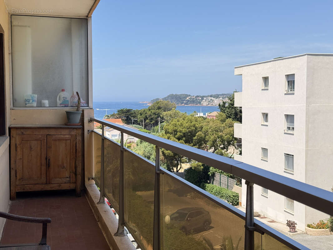 Appartement à SIX-FOURS-LES-PLAGES