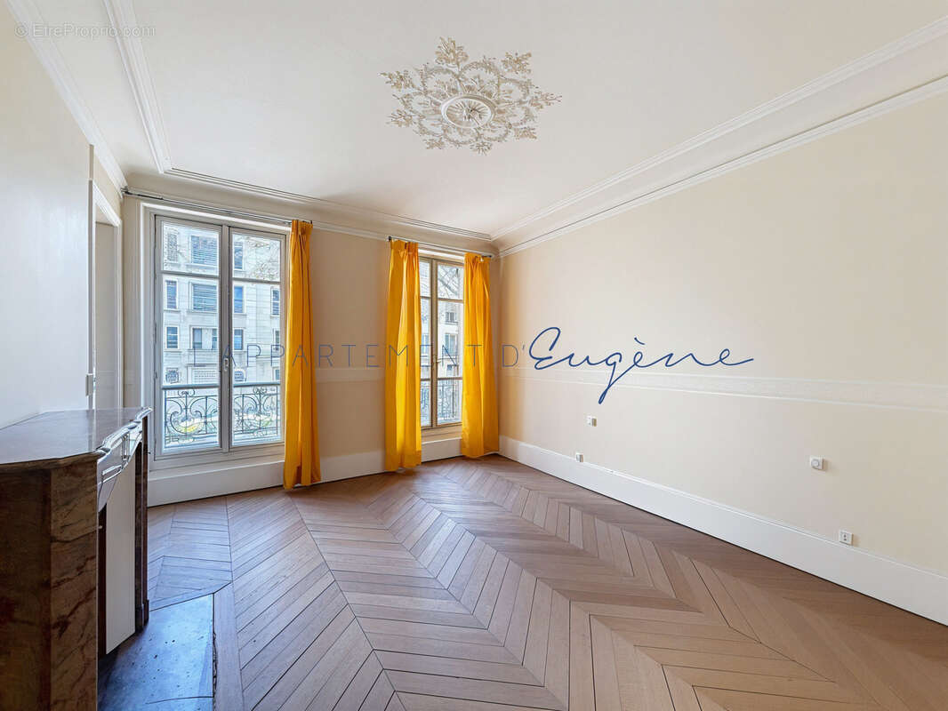 Appartement à PARIS-15E
