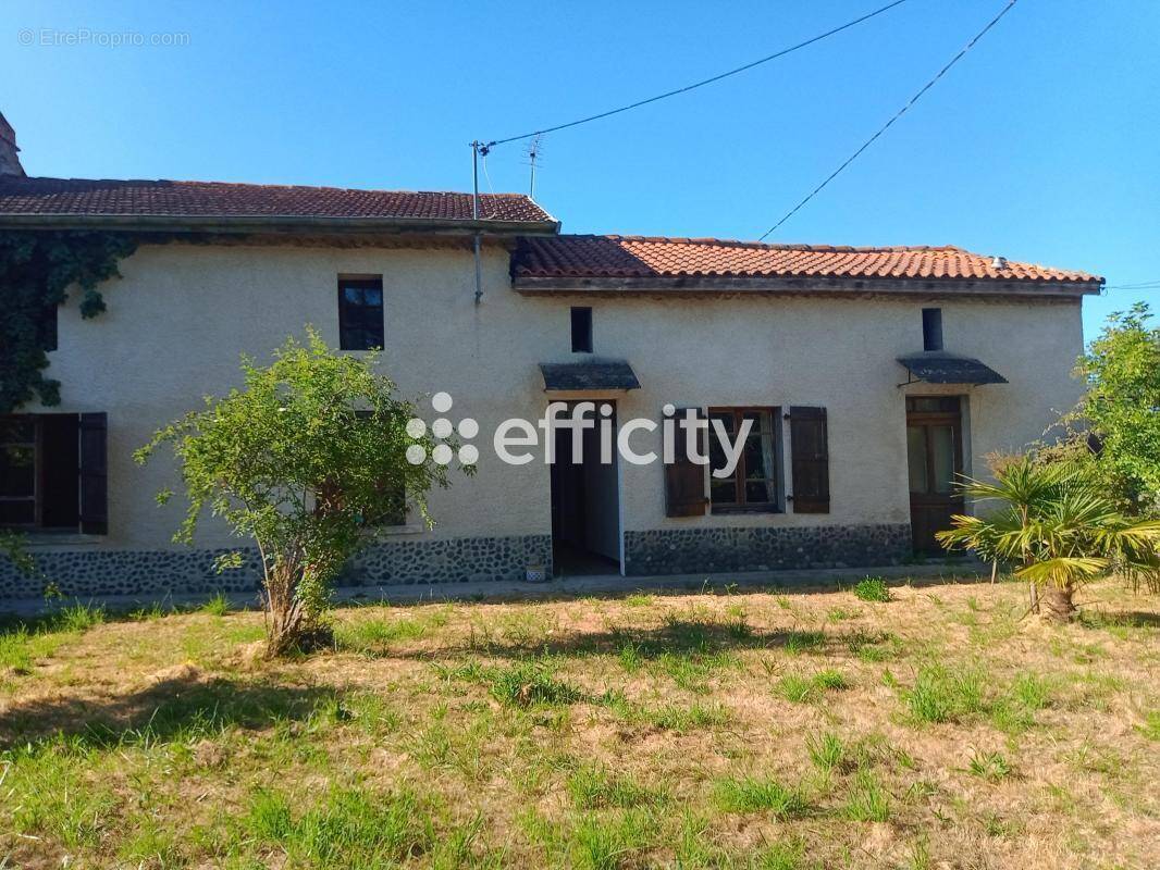 Maison à AURENSAN