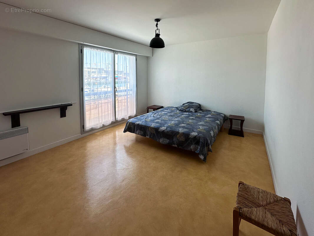 Appartement T3 avec vue sur le port de pêche - photo 3