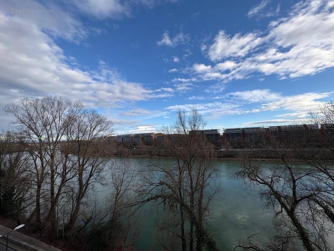 Photo 1 - Appartement à CALUIRE-ET-CUIRE