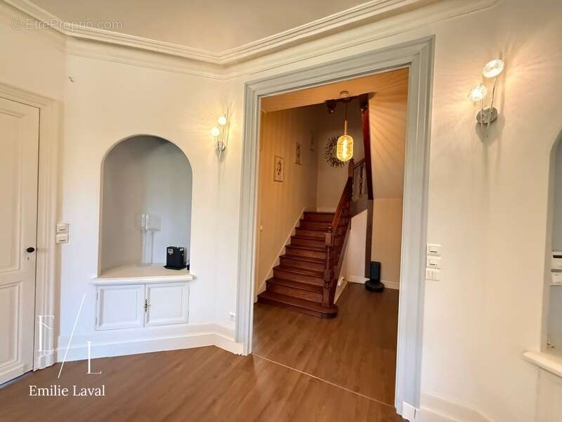 Maison atypique de 9 chambres et 6 salles de bain à Pineuilh 33 - photo 6