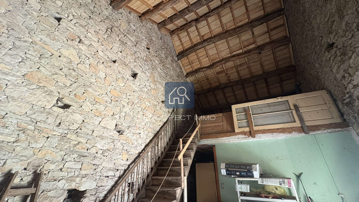 Maison à LAISSAC