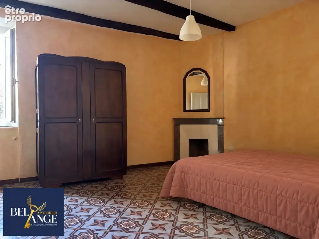 Maison en pierre pleine de charme avec cour intérieure et terrain - photo 12