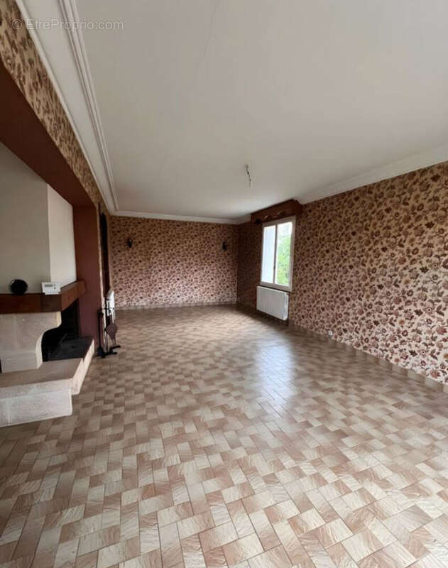 Maison à SAINT-MARTIN-LE-BEAU