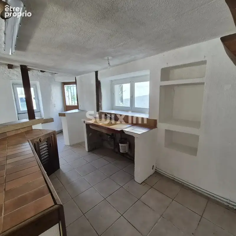 Maison à Montillot, 150 m², 3 chambres et grange - photo 4