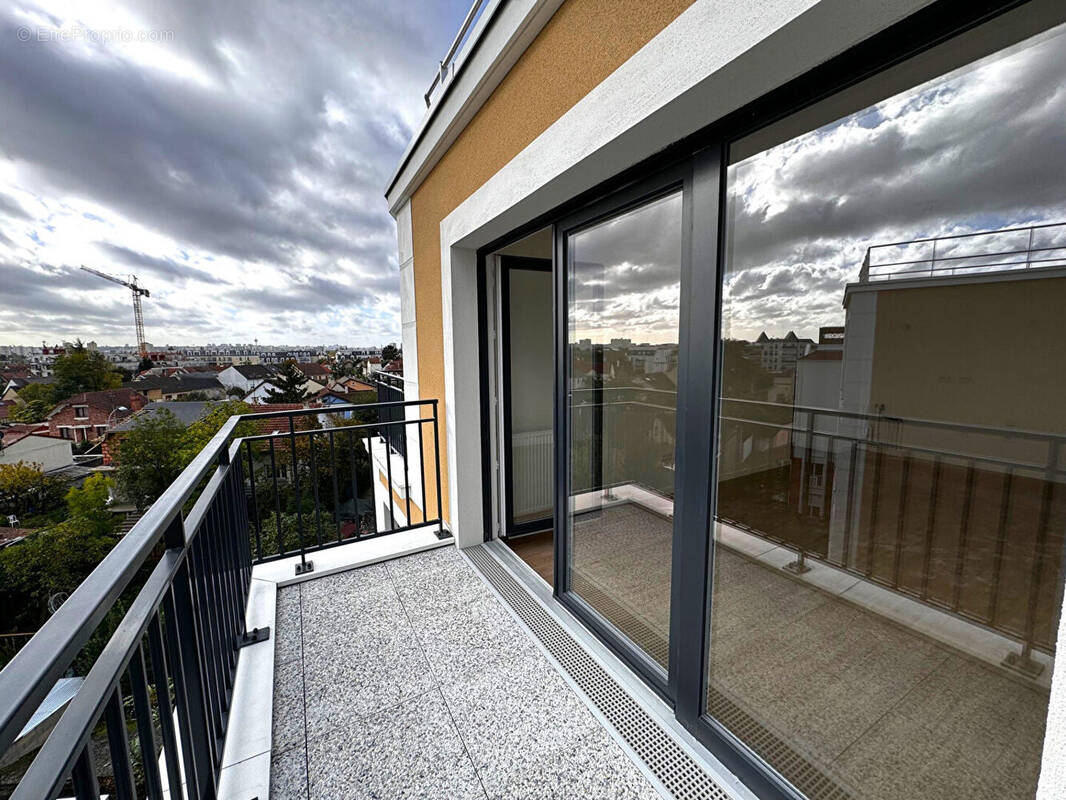 Appartement à LE BLANC-MESNIL