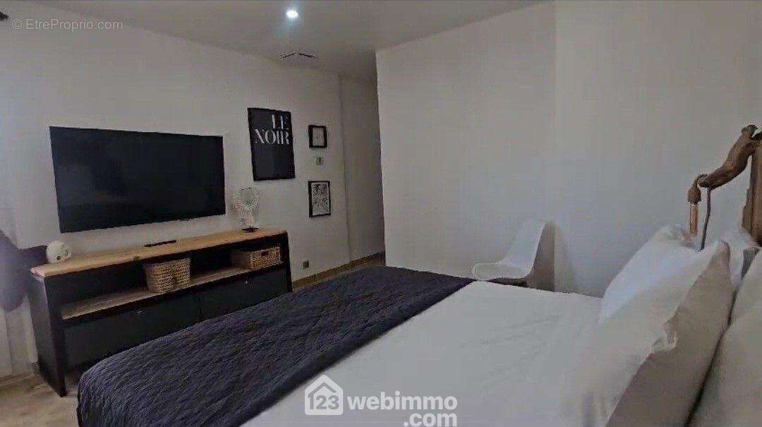 1er étage - Maison à SAINTES-MARIES-DE-LA-MER