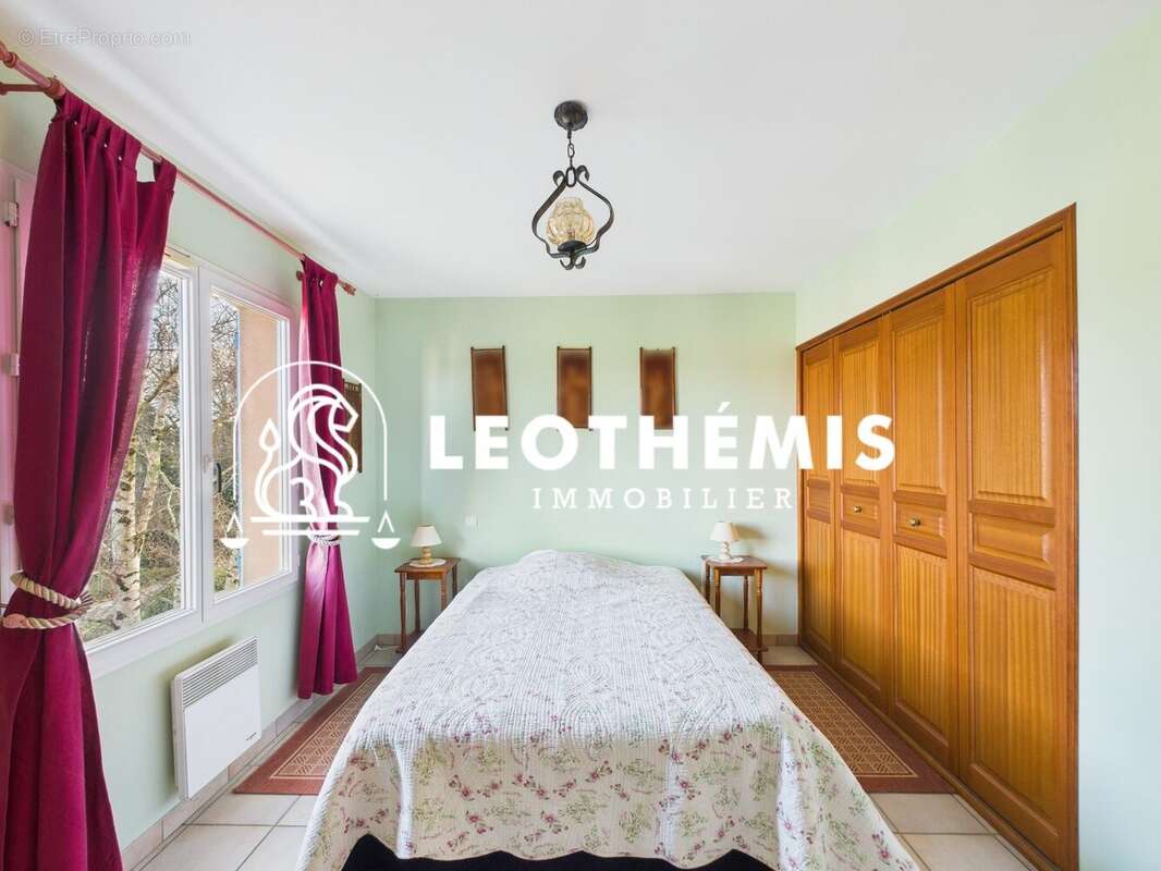 Maison à LES MATHES