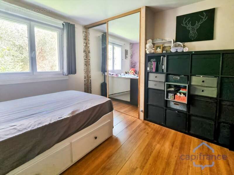 Maison à SAINT-BAUZILLE-DE-MONTMEL