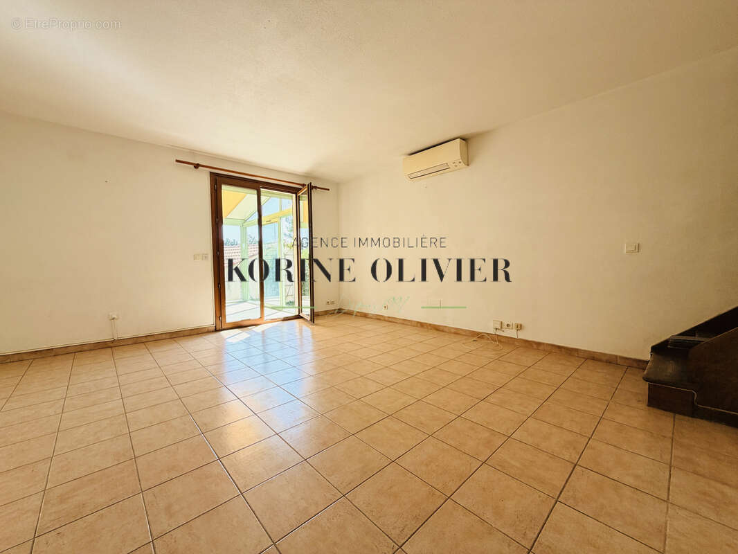 Maison 3 chambres jardin garage - photo 4