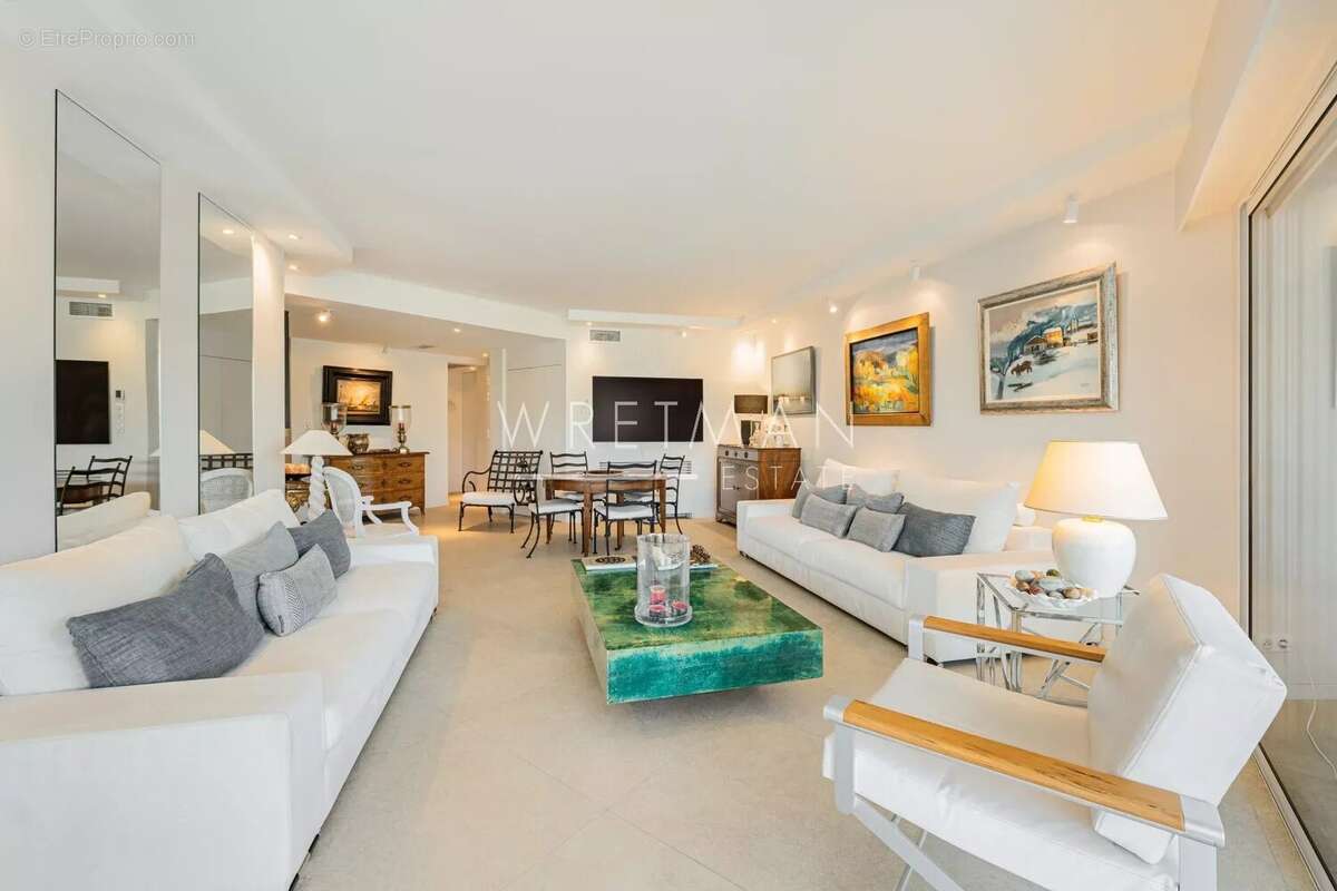 Exceptionnel appartement 5 pièces sur la Croisette avec terrasse vue mer et garage - Cannes Croisette - photo 6